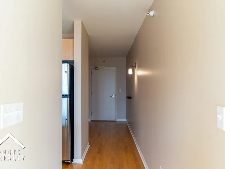 1640 Maple Ave #1208 — Photo 5