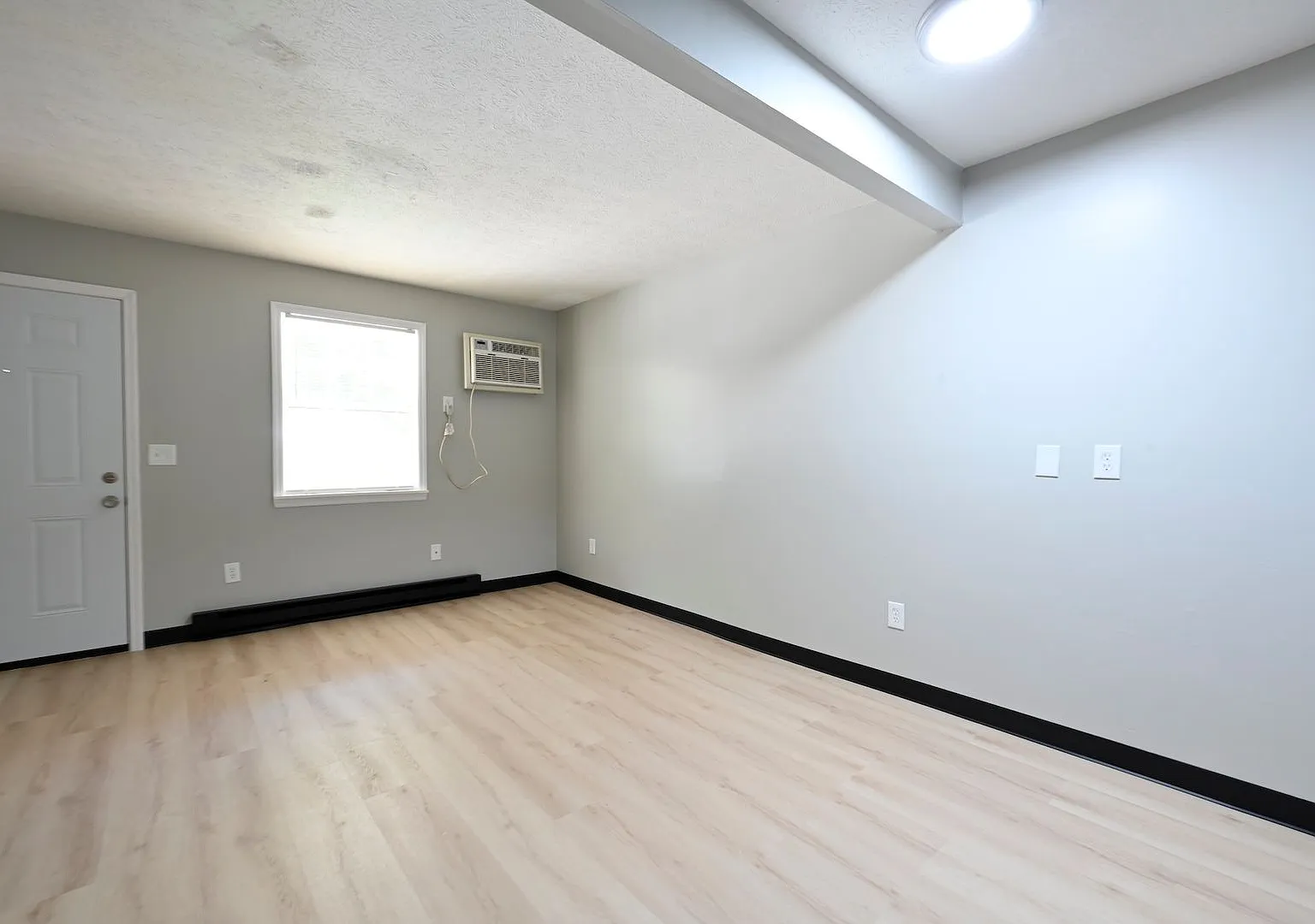 1 Bed / 1 Bath Apartment for Rent in Mansfield, OH — Photo 3