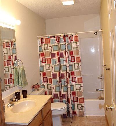 Main Bathroom