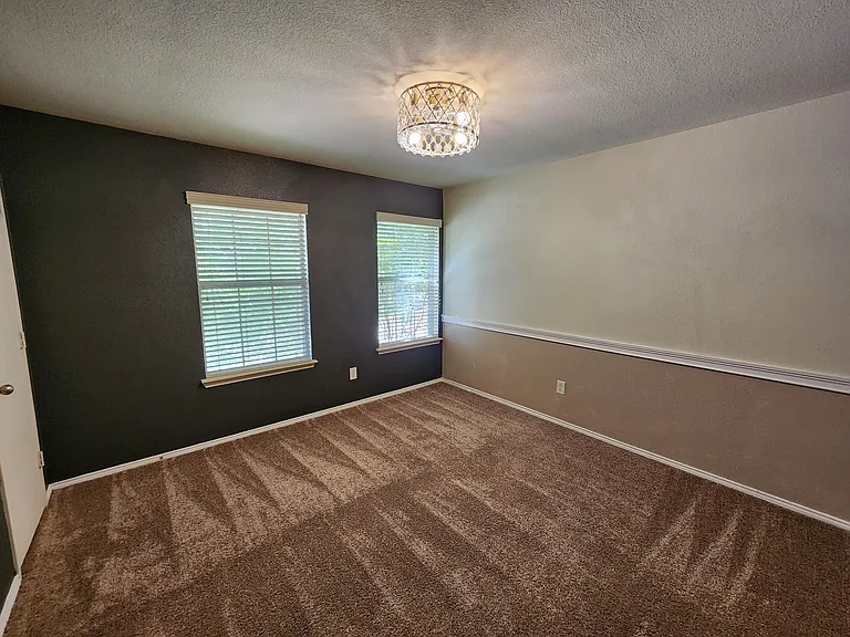 5709 Valley Stream Way — Photo 24