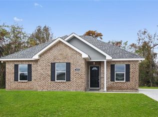 3020 Acorn Dr, Violet, LA 70092