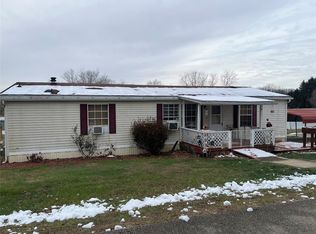 37 Jefferson Ests, Waynesburg, PA 15370