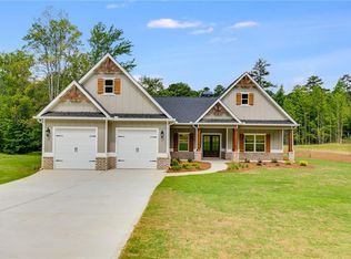 393 Rc Thompson Rd, Dallas, GA 30157