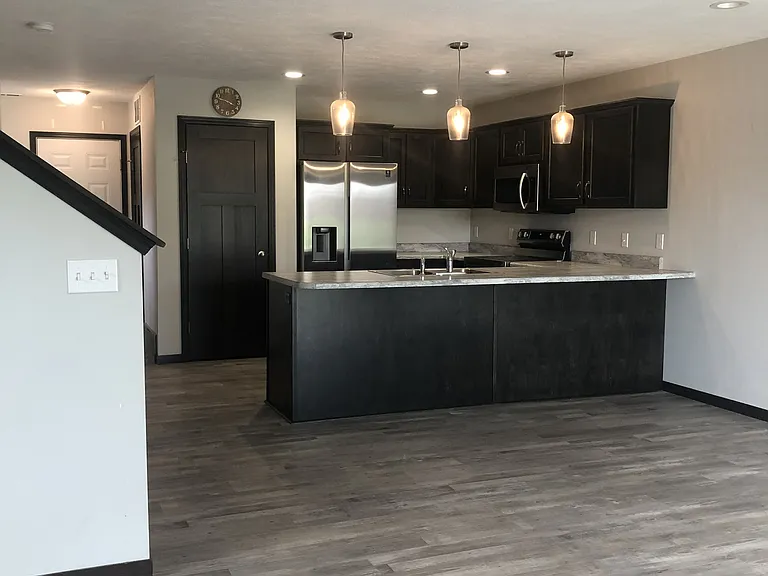 2411 S Ronsiek Ave — Photo 9