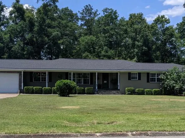 12204 Cottonwood Rd, Cottonwood, AL 36320