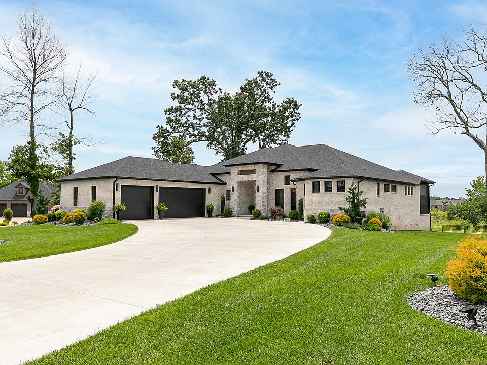 1st image of 874 E Kenmare Court