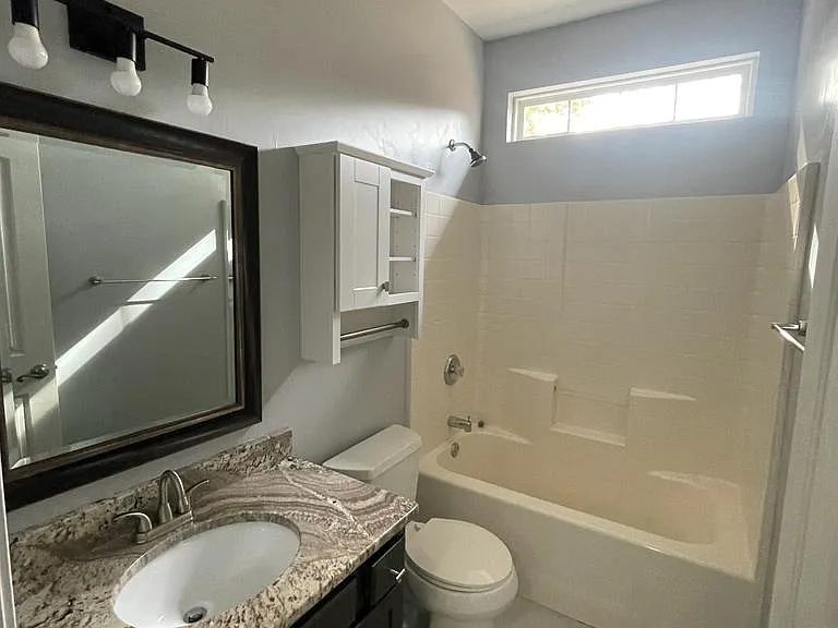 103 Lantana Ct — Photo 14