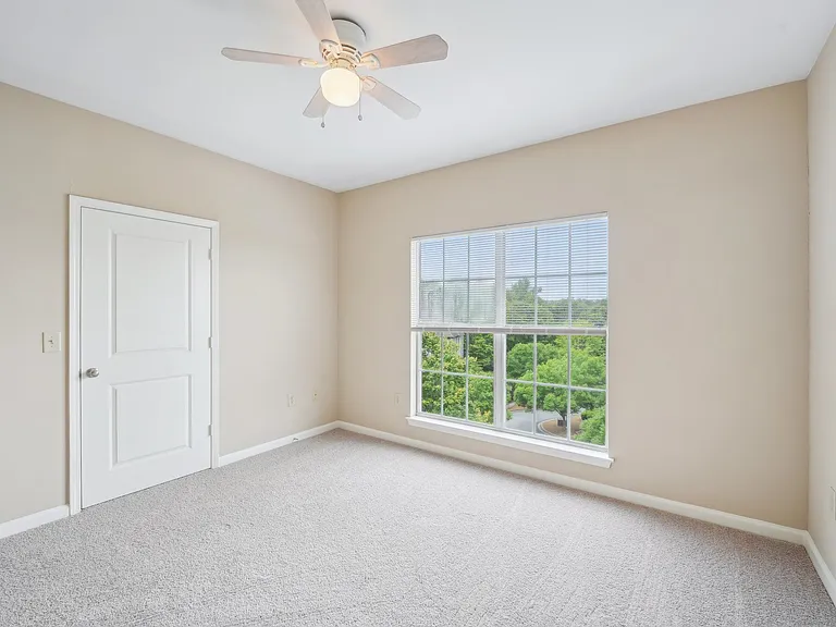 Stillwood Farms Apartments at Newnan — Photo 11