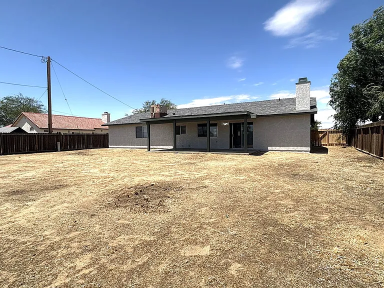 20312 Dean Ct — Photo 22
