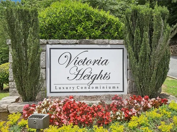 3211 Santa Fe Pkwy, Sandy Springs, GA 30350