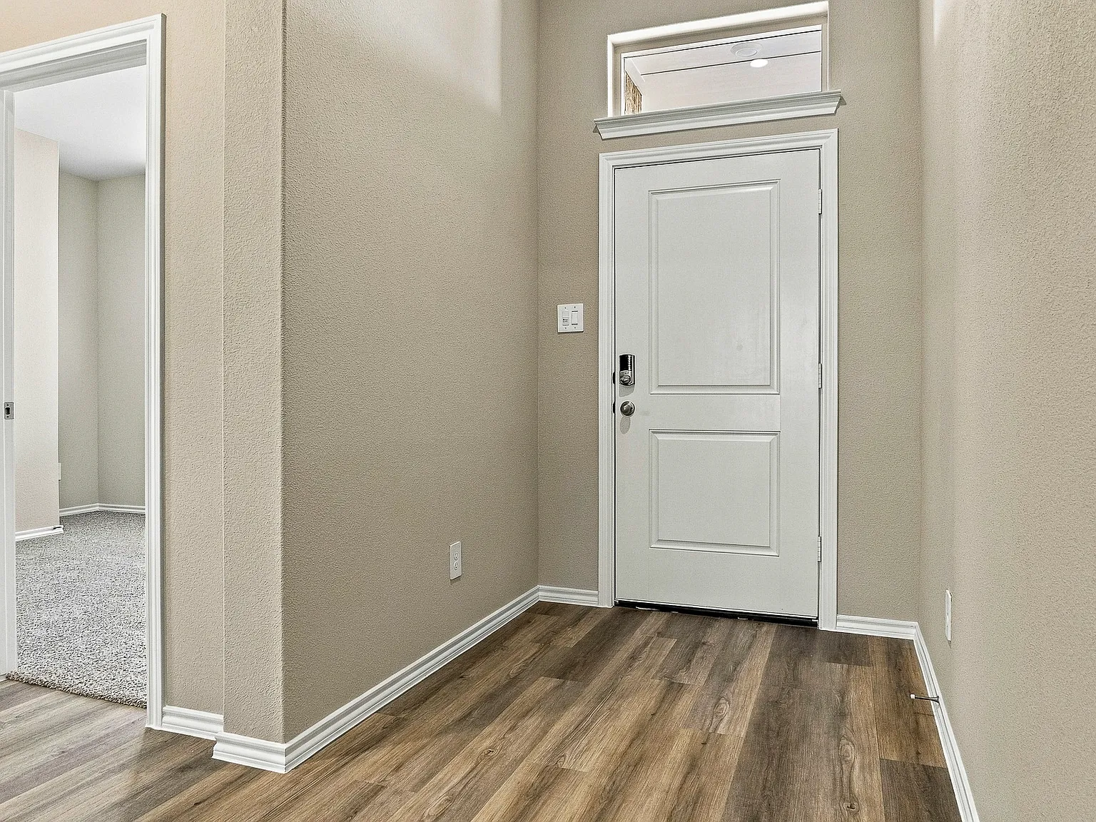 4 bed, 1662 sqft, $2,350 — Photo 4