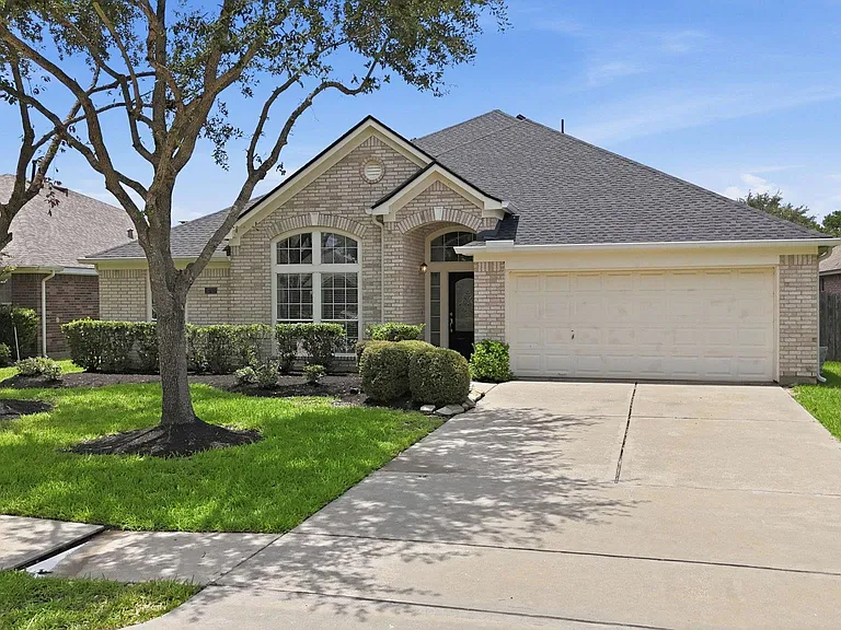 10703 Twilight Creek Ln — Photo 3