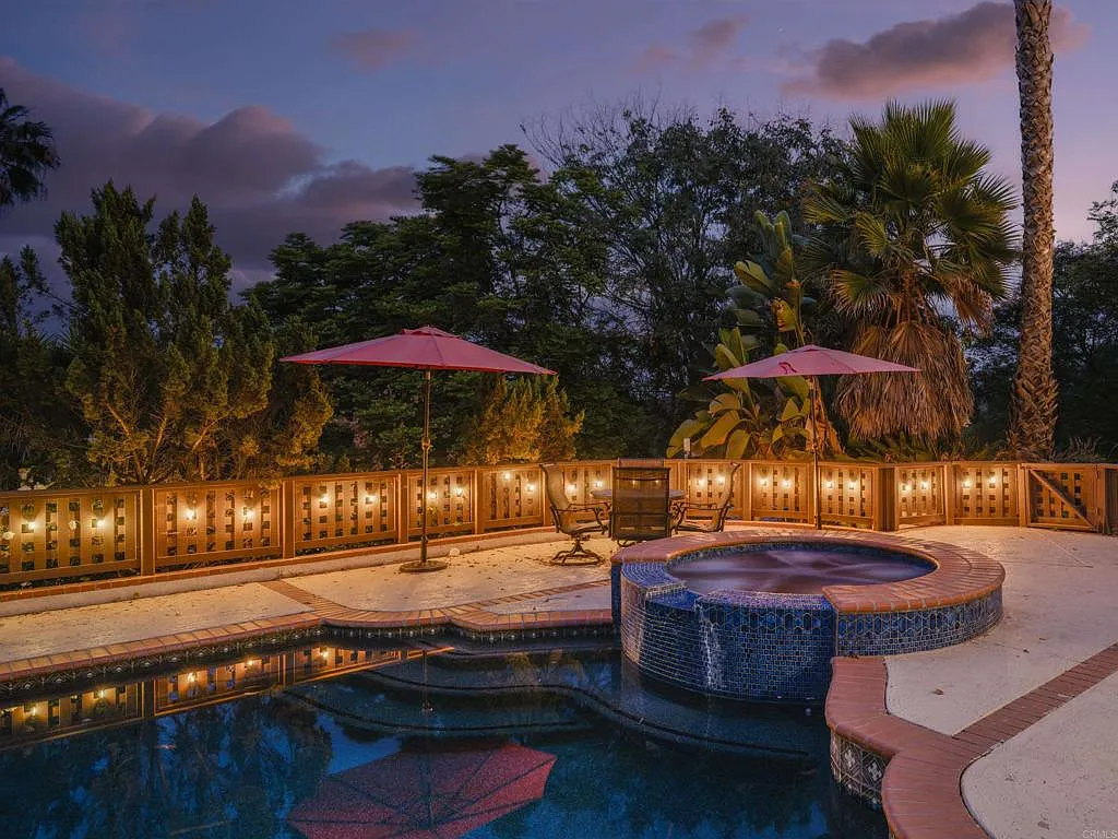 7 bed, 4791 sqft, $25,000 — Photo 3