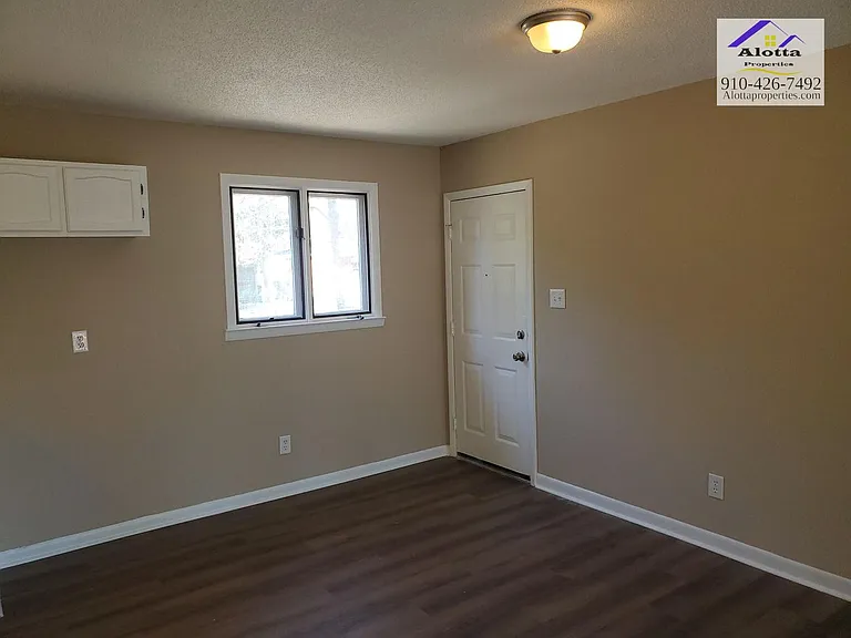 300 Rodie Ave — Photo 4