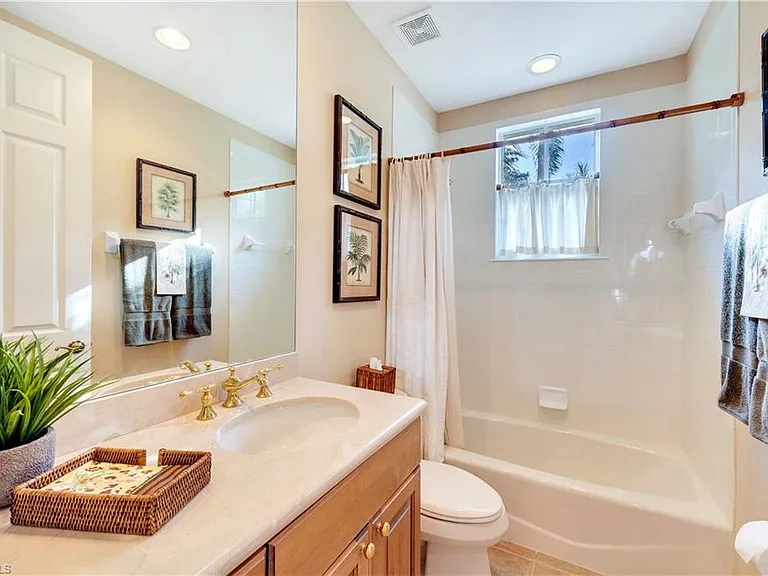 2654 Bolero Dr #8-1 — Photo 18