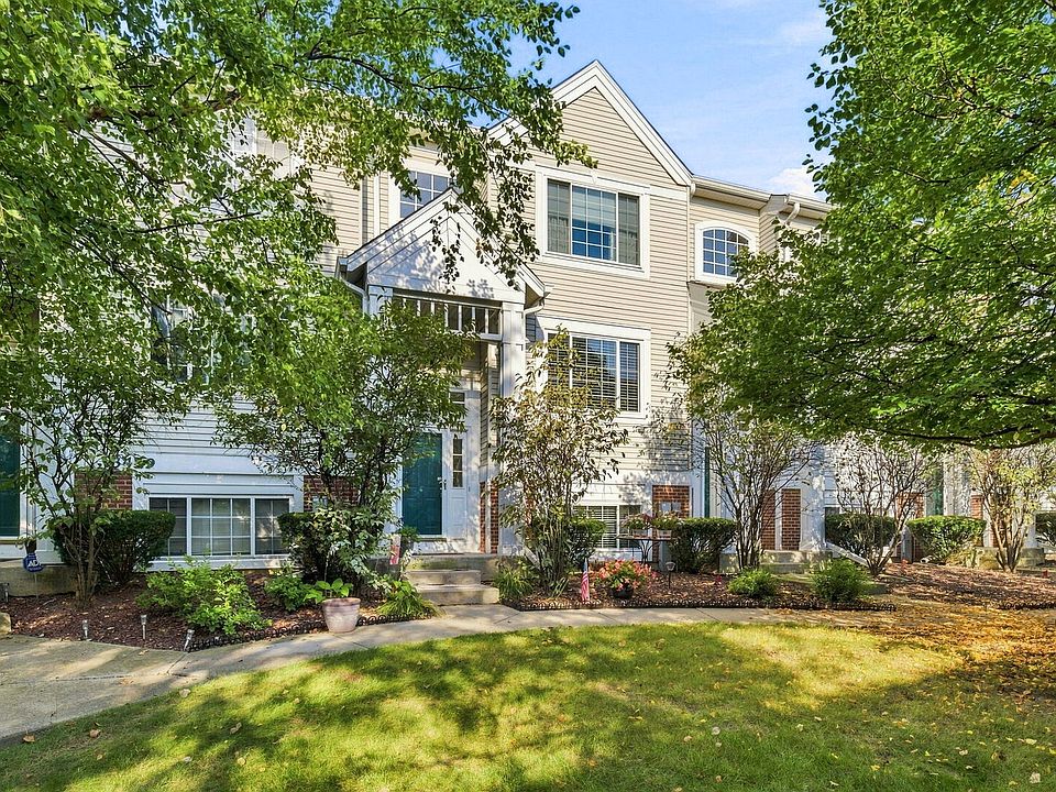 1st image of 3457 Ravinia Cir