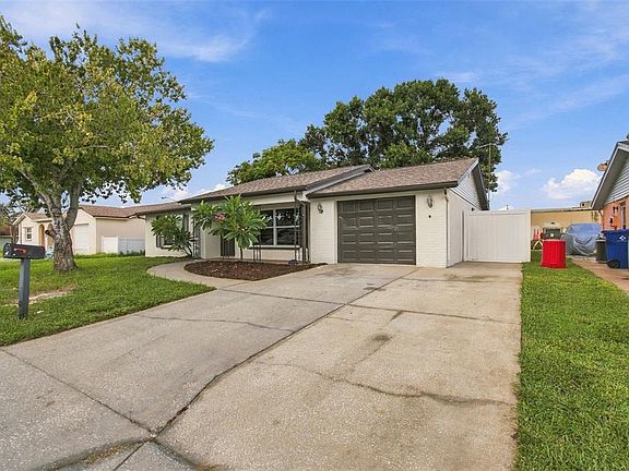 3rd image of 7215 ROBSTOWN DRIVE