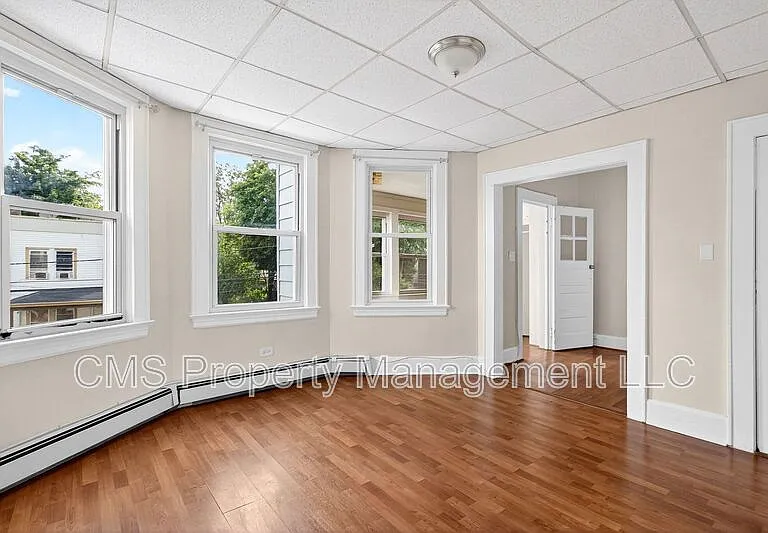 49 Welland Ave #2 — Photo 25