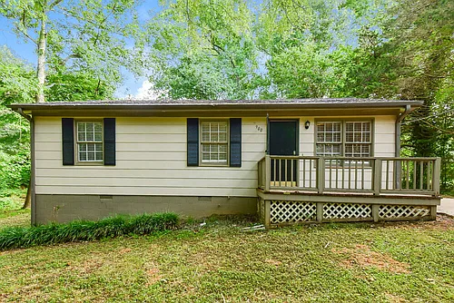 900 Orris Ln SW Photo 1