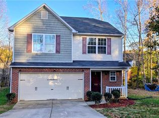 2922 Mimosa Ct, Randleman, NC 27317