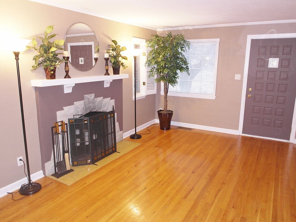 1st image of 355 Corona Ave