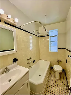 Rented by Bond New York | media 28