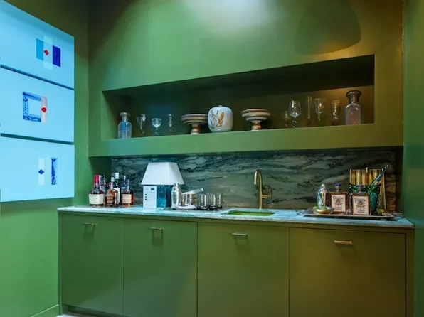 20 West 12th Street image 27 of 30