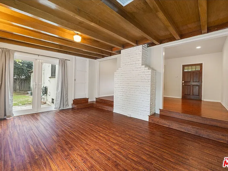 4328 Goodland Ave — Photo 15