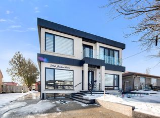 7160 Justine Dr #BASEMENT, Mississauga, ON L4T1M3