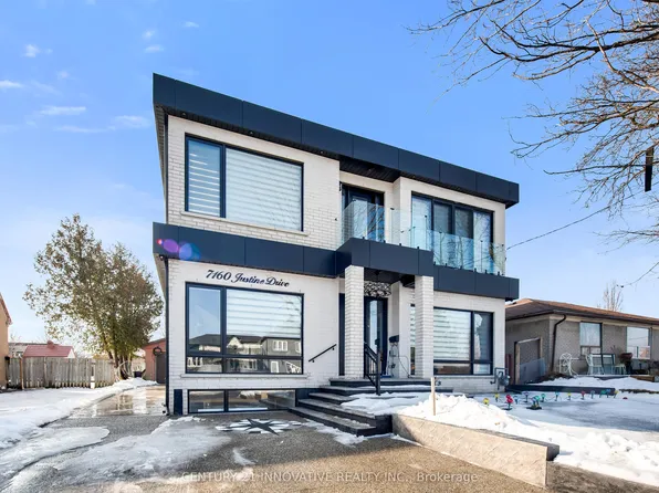 7160 Justine Dr #Basement, Mississauga, ON L4T 1M3