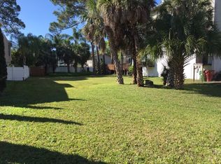 818 Nebraska Ave, Palm Harbor, FL 34683