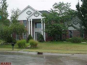 1st image of 300 Berry Brook Ct