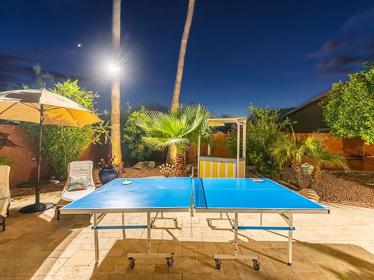 372 W Amoroso Dr — Photo 101