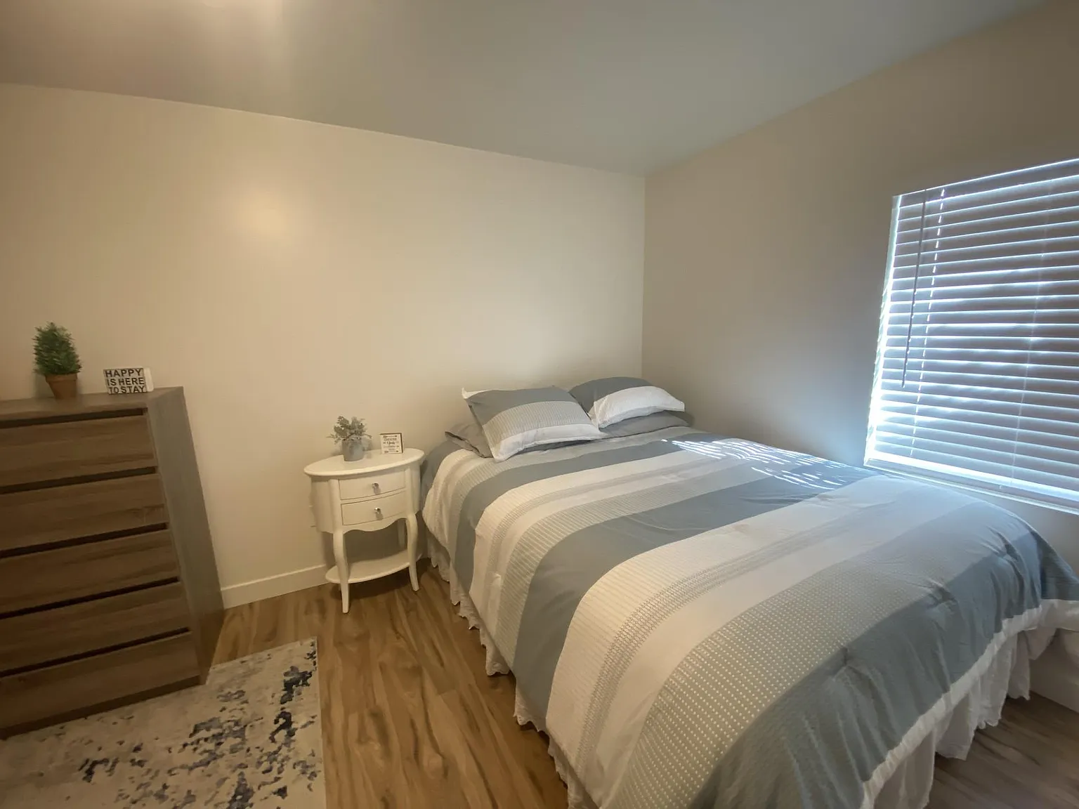 4624 N Festival Way — Photo 3