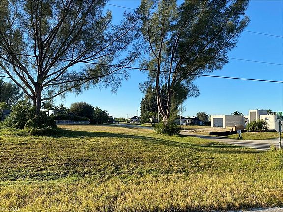 4th image of 4218 NW 12th St