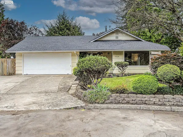 1934 SE 155th Pl, Portland, OR 97233