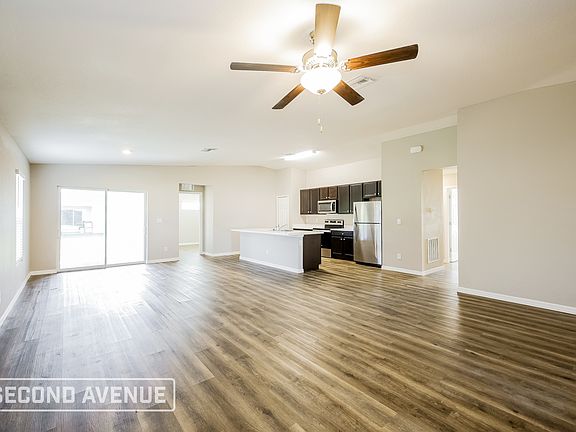 5th image of 1318 NE 33rd Ln