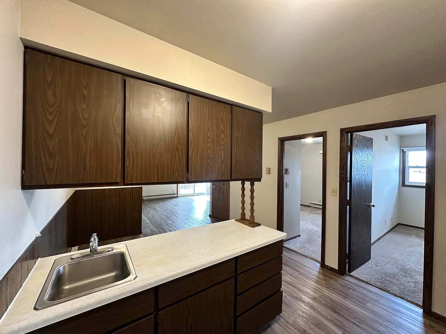 2 bed, 755 sqft, $845 — Photo 4