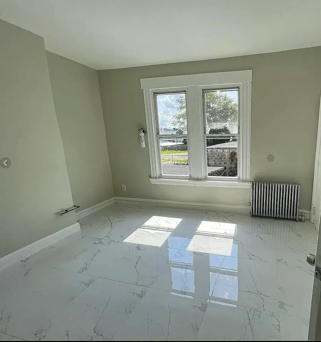 4 bed, 1700 sqft, $2,395 — Photo 1