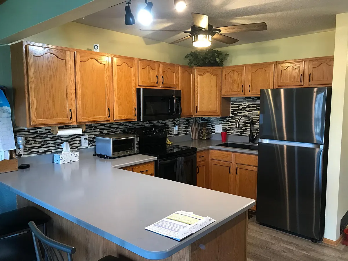 Photo 2 of 12 - 1230 Hardin Dr #1 - Carlisle, IA Building Photo - 1230 Hardin Dr #1