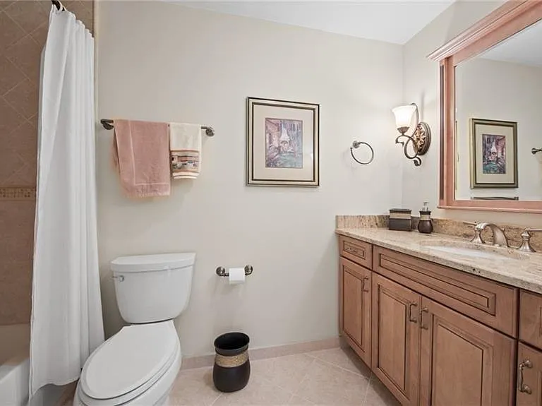 577 Beachwalk Cir #R-202 — Photo 24