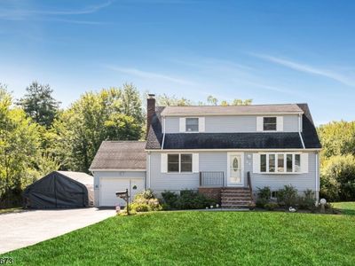 54 Peach Tree Ave., East Hanover, NJ, 07936