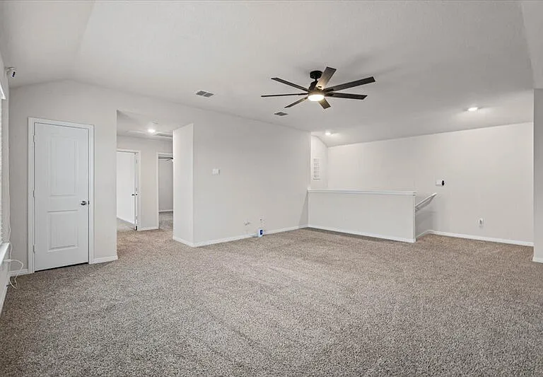 20221 Heinrich Ln — Photo 33