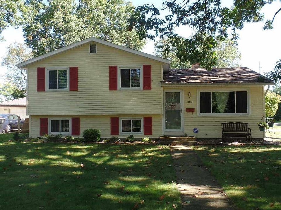 1702 Sterling Dr.