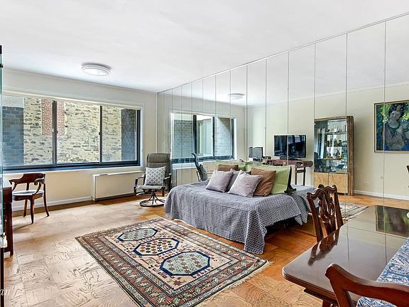 2nd image of 1725 York Ave APT 2A