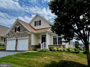 1809 Risser Ln, Lancaster, PA 17601