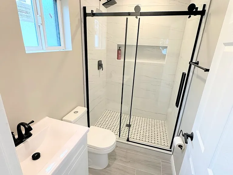 Gorgeous 1BD/1BA all appliances included. Move in ready!! — Photo 3