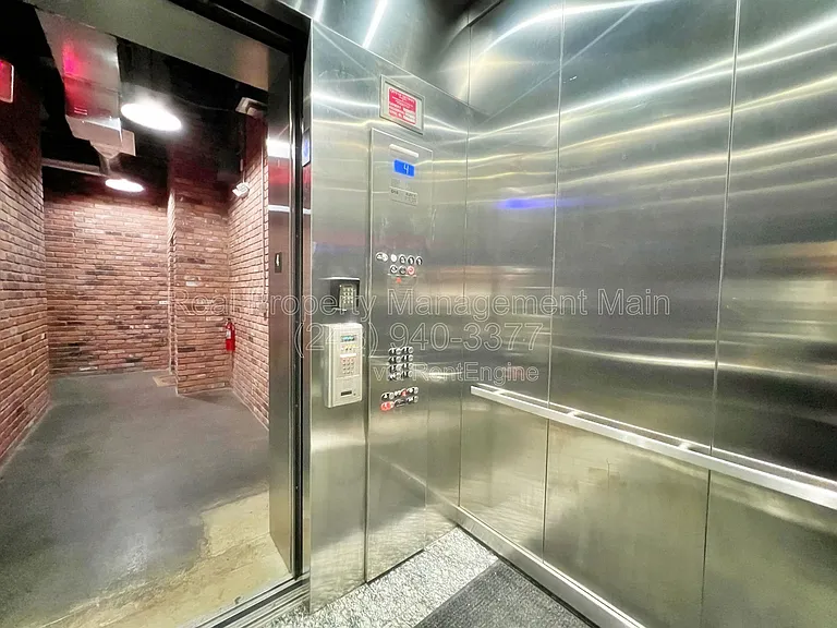 E&B Brewery Lofts — Photo 17