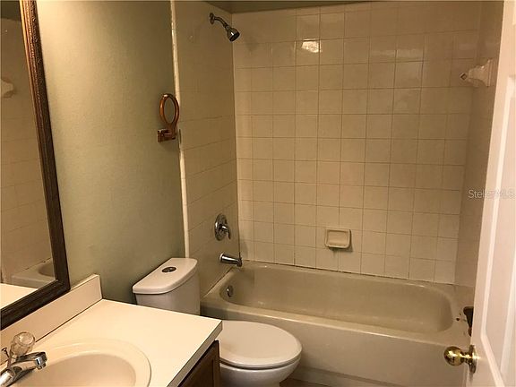 4th image of 8001 Elmstone Cir
