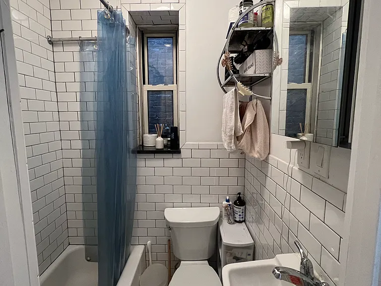 145 Waverly Pl #5W — Photo 7